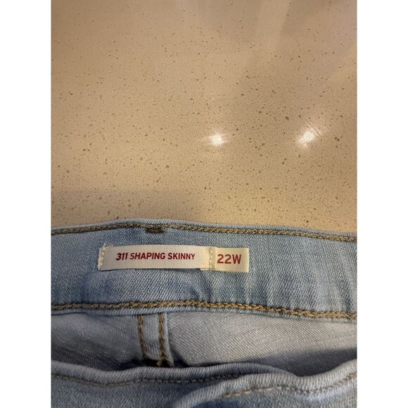 Levi's 311 Women's Jeans Shaping Skinny Light Wash Stretch size 22W - Picture 4 of 5